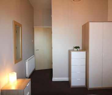 2 bedroom apartment to rent - Photo 6