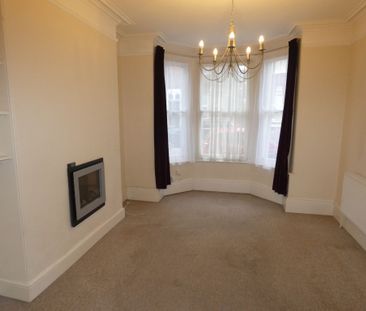 2 bed Apartment - To Let - Photo 1