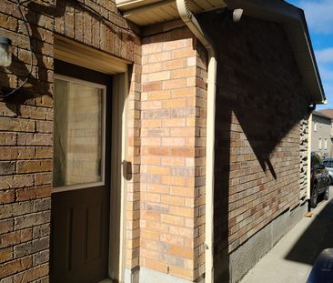 For Lease - 11 Heathbrook Avenue, Brampton, Ontario - Photo 4