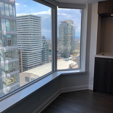 For Lease - 155 Yorkville Avenue Unit# 2511, Toronto, Ontario - Photo 3