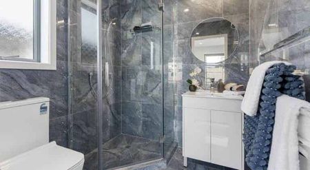 A home that blends comfort and convenience. - Photo 3
