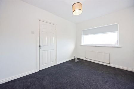 2 bedroom semi-detached house to rent - Photo 5