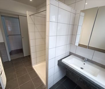 Location Appartement 2 pièces 38m² - Photo 2