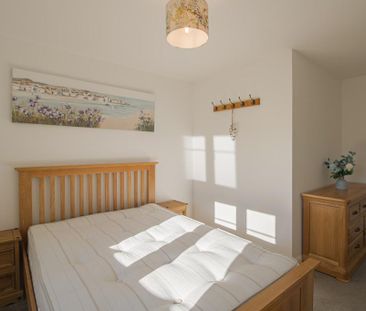 3 bedroom semi-detached house to rent - Photo 6