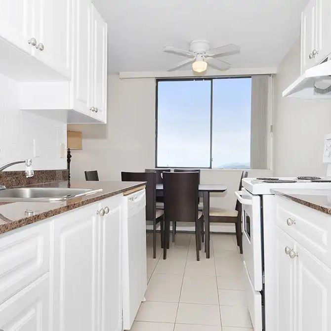Marlborough Tower — 1 Bedroom - Photo 1