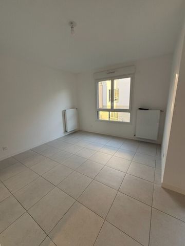 Location Appartement 2 pièces 41m² AIX LES BAINS 73100 - Photo 4