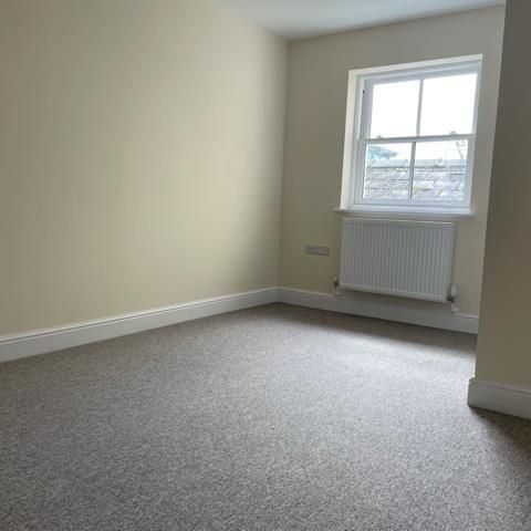 3 bedroom apartment to rent - Photo 1