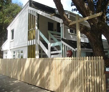 Bloomfield Boarding House - Photo 6