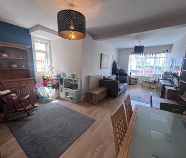 3 bedroom semi-detached house to rent - Photo 3