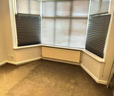 Spies Lane, Halesowen, B62 - Photo 1