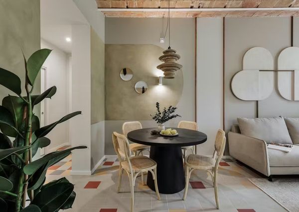 Ronda de Sant Pere, Barcelona, Catalonia 08010