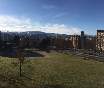 Grand appartement de 4.5 pièces au 1er étage - Photo 3