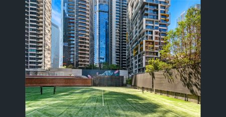 Stylish Furnished One-Bedroom Apartment in the Heart of the City - Photo 5