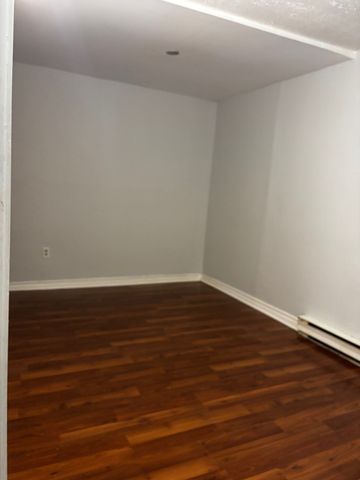 For Lease - 10 King Street Unit# 3, Brockville, Ontario - Photo 5