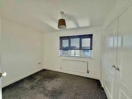 2 bed end of terrace house to rent in NE5 - Photo 2