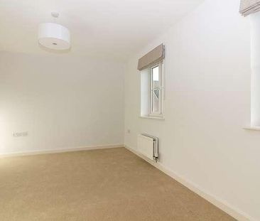 Buckingham - A Fully Redecorated Bed House With New Flooring, Gas H... - Photo 2