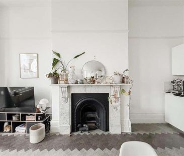 St. Pauls Place, St. Leonards, TN37 - Photo 2