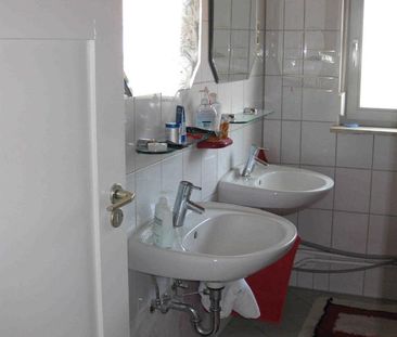 3er Zimmer Dachgeschosswohnung - Photo 1