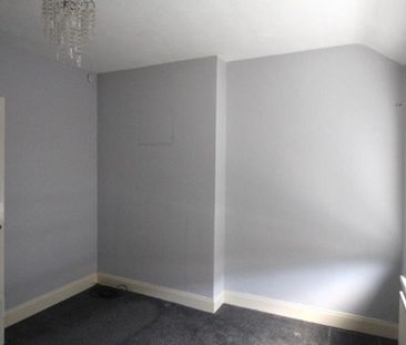 14 Herbert Avenue, Larne, BT40 1NL - Photo 4