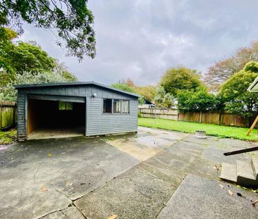 PAPAKURA, 3 BEDROOMS - Photo 2