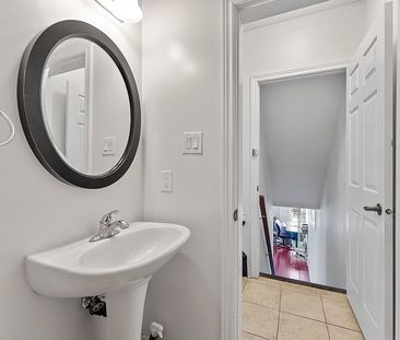 For Lease - 301 Oberfrick Avenue, Vaughan, Ontario - Photo 5