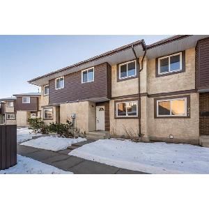 3 Bed 1.5 Bath Townhouse South Side Edmonton For Rent - Photo 5