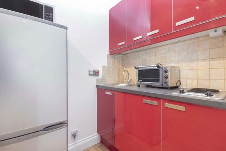 Studio to rent - Photo 3