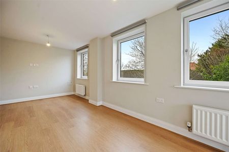 A high specification 1 bedroom apartment set on the first floor. Parking is available on request. Available now and offered unfurnished. - Photo 2