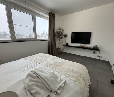 Appartement met twee autostaanplaatsen - Photo 3