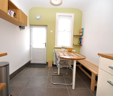 2 bed flat to rent in Hyde Terrace, Gosforth, NE3 - Photo 3