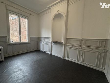 T3 rénové en hyper centre-ville avec place de parking - Photo 2