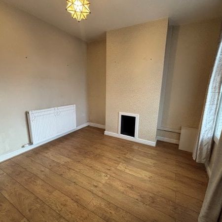 Heath Road South, Runcorn, Cheshire, WA7 - Photo 1