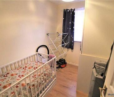 2 bedroom property to rent in London - Photo 3