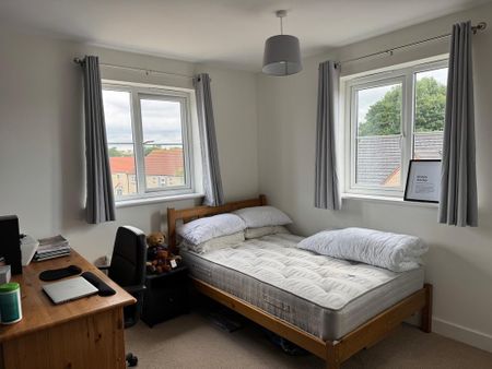2 bedroom apartment to rent - Photo 3