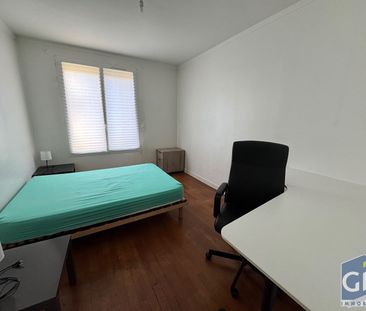 Location Appartement 3 pièces 82m² - Photo 5