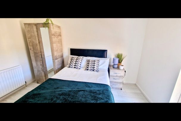 Room in a Shared House, Pershore Road, B5 - Photo 1