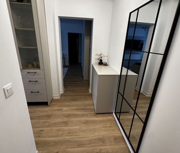 Apartament 2 camere amenajat ultramodern, totul nou - prima inchiriere - Fotografie 3