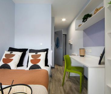 Silver Ensuite - Photo 1