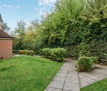 Thyme Close, Blackheath, London, SE3 - Photo 5