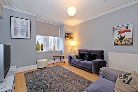 9 Wallfield Crescent, AB25 2LJ, Aberdeen - Photo 2