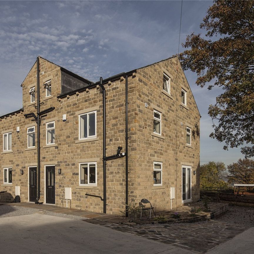 6 Highfields, Huddersfield, HD1 - Photo 1