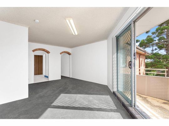 Two bedroom unit - Photo 1