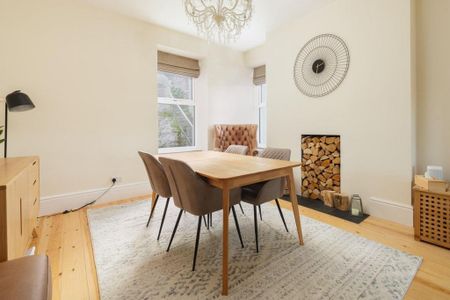 5 bedroom semi-detached house to rent - Photo 3