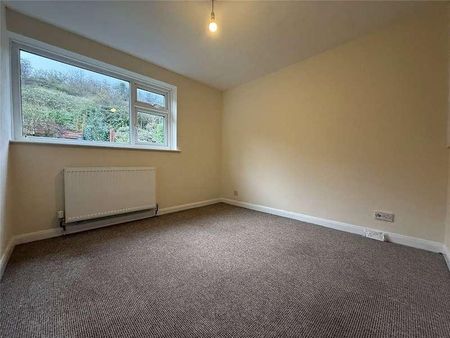 Town Park, Crediton, Devon, EX17 - Photo 2