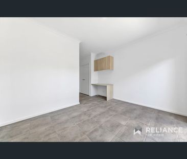 1-9/15 Fairway Avenue, Hoppers Crossing, Vic 3029 - Photo 2