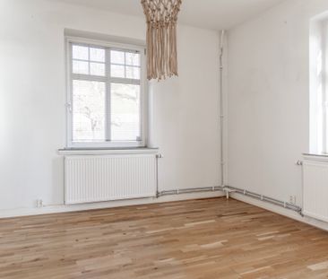 Lybecks väg, Glumslöv - Photo 1