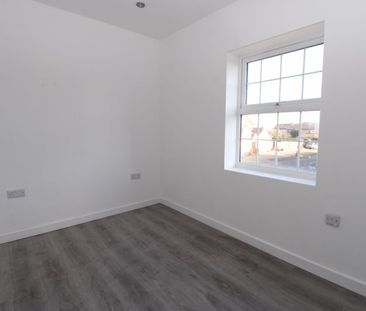 Bedford Road, Ravensden, Bedford - Photo 2