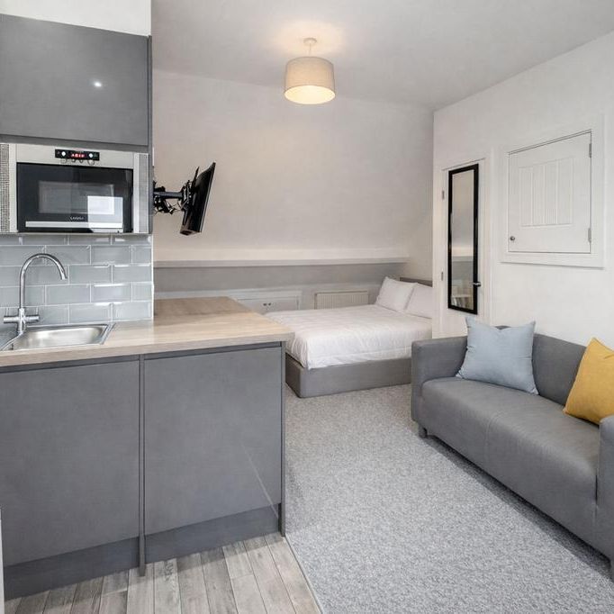 1 bedroom house of multiple occupation to rent - Photo 1