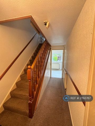 2 bedroom terraced house to rent - Photo 4