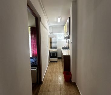 Garsonieră de închiriat, parter, utilată, zona Independenței - Fotografie 5